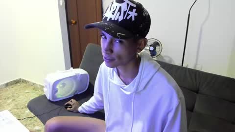 monkeyd_66 online show from 01-06-25, 10:24