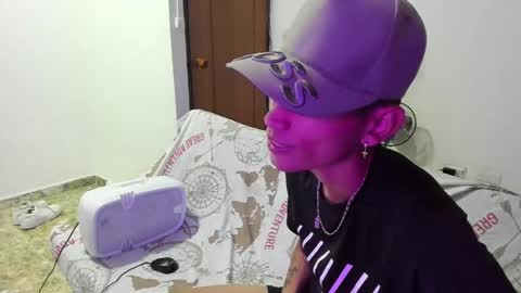 monkeyd_66 online show from 01-10-25, 10:17