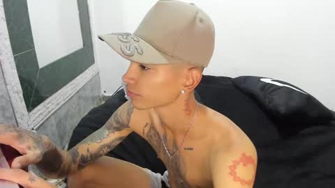 monkeyd_66 online show from 01-28-25, 11:07