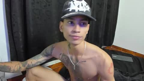 monkeyd_66 online show from 09-18-25, 07:21