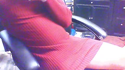 Snapshot of monkeypants0 chatting on 02-25-26, 09:35 monkeypants0 online show from 02-25-26, 09:35