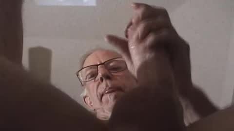 Snapshot of monkeyspank82 chatting on 01-19-25, 04:44 monkeyspank82 online show from 01-19-25, 04:44