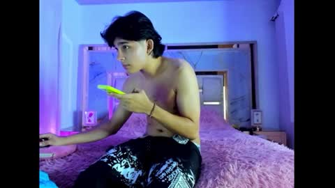 monky_0002 online show from 03-08-26, 02:04