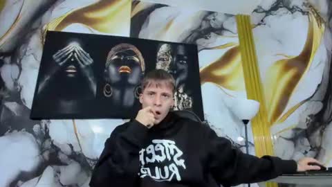 Snapshot of mono_blonde chatting on 06-10-26, 11:20 mono_blonde online show from 06-10-26, 11:20