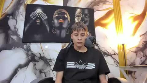 Snapshot of mono_blonde chatting on 07-11-26, 11:24 mono_blonde online show from 07-11-26, 11:24