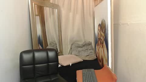 monsoon_the_best online show from 11-23-25, 05:51