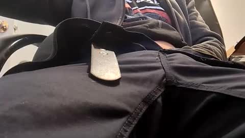 Snapshot of monster293147 chatting on 12-08-24, 02:39 monster293147 online show from 12-08-24, 02:39