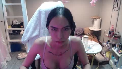 ELYSE A SIMPLE GIRL online show from 12-04-25, 02:48