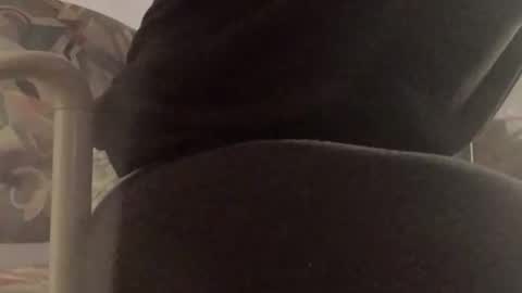 Snapshot of montydxxx2 chatting on 11-11-25, 04:40 montydxxx2 online show from 11-11-25, 04:40