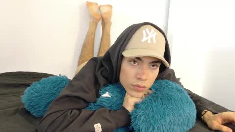   online show from 05-31-26, 06:09