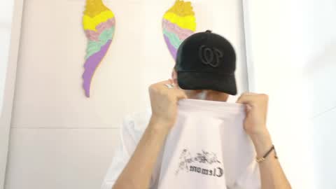   online show from 06-01-26, 11:34