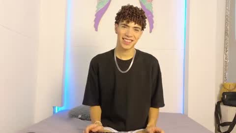   online show from 07-04-26, 01:17