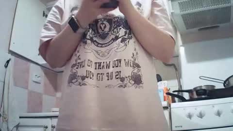 moodiemira online show from 10-20-25, 07:58