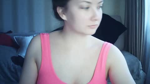 moodiemira online show from 04-02-26, 01:53