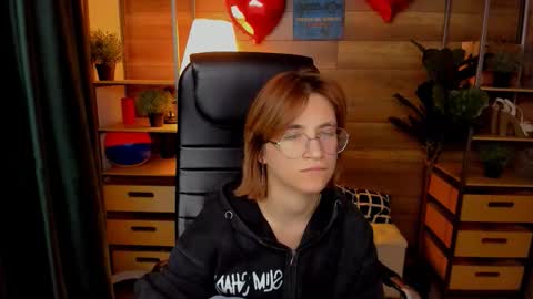 Katrin online show from 10-23-25, 09:57