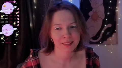 Snapshot of moon__girl chatting on 03-15-26, 06:47 Roxy online show from 03-15-26, 06:47