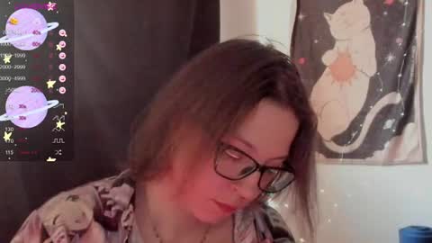 Snapshot of moon__girl chatting on 07-05-26, 06:15 Roxy online show from 07-05-26, 06:15