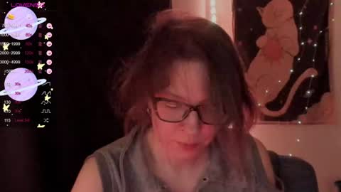 Snapshot of moon__girl chatting on 07-24-26, 07:45 Roxy online show from 07-24-26, 07:45