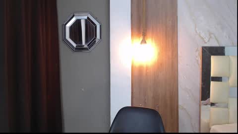 Snapshot of moon_and_fire_ chatting on 04-25-26, 06:27 moon_and_fire_ online show from 04-25-26, 06:27