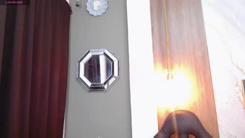 Snapshot of moon_and_fire_ chatting on 05-14-26, 05:36 moon_and_fire_ online show from 05-14-26, 05:36