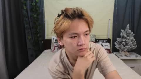 Felix and Maddy online show from 12-17-25, 06:47