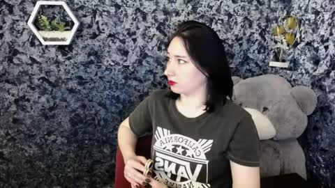 Diana online show from 04-15-26, 08:20