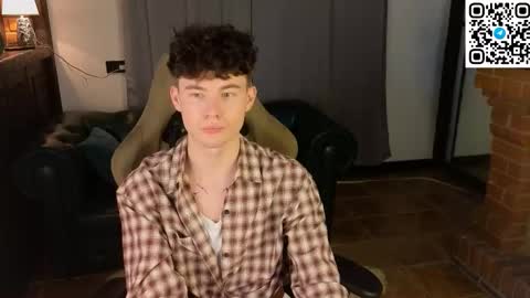 moon_gloww online show from 03-05-26, 12:23