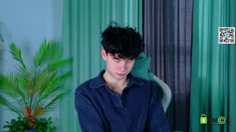 moon_gloww online show from 04-14-26, 03:12