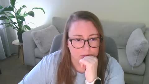 Moon Petal online show from 03-06-26, 06:10