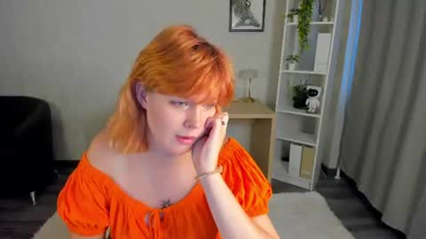 Snapshot of moon_starry chatting on 06-24-26, 08:02 Your love online show from 06-24-26, 08:02