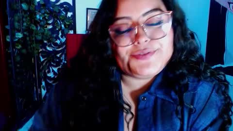 moon_sunflowers online show from 11-22-25, 12:09