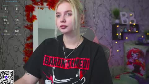 Emilia online show from 10-21-25, 07:53