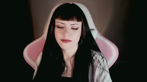  sophie  online show from 05-25-26, 10:16