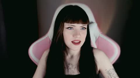  sophie  online show from 06-17-26, 07:48