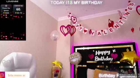 Moon Water   online show from 02-10-25, 11:04