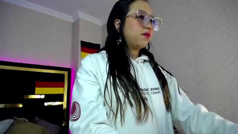 Moon Water   online show from 10-03-25, 12:02