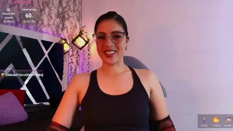 Snapshot of moon_winy chatting on 05-11-26, 04:04 Winy online show from 05-11-26, 04:04