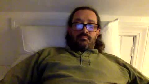 Snapshot of moonbeam164 chatting on 11-10-25, 03:27 moonbeam164 online show from 11-10-25, 03:27