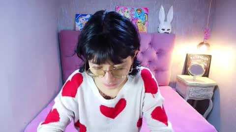 Snapshot of mooncharlotte chatting on 04-26-26, 06:49 Charlotte online show from 04-26-26, 06:49