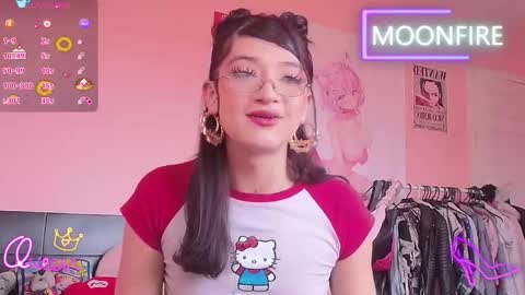 Snapshot of moonfiredance chatting on 01-10-26, 03:03 Nicky online show from 01-10-26, 03:03