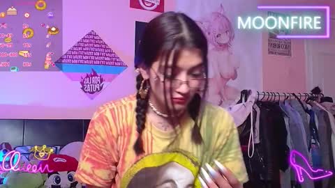 Snapshot of moonfiredance chatting on 01-13-26, 03:23 Nicky online show from 01-13-26, 03:23