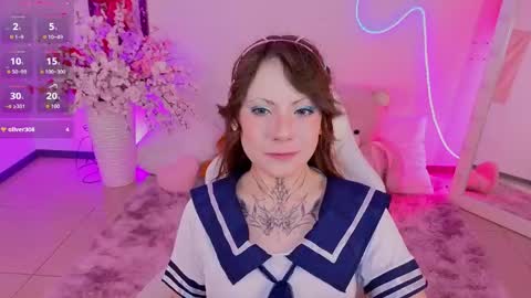 Snapshot of moonhaze_ chatting on 05-03-26, 10:21 Erica online show from 05-03-26, 10:21