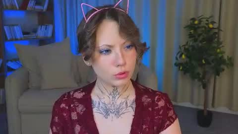 Snapshot of moonhaze_ chatting on 06-13-26, 10:02 Erica online show from 06-13-26, 10:02