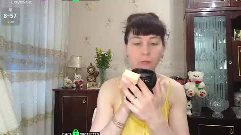 Snapshot of moonlight_88888 chatting on 06-12-26, 01:48 Moonlight 88888 online show from 06-12-26, 01:48