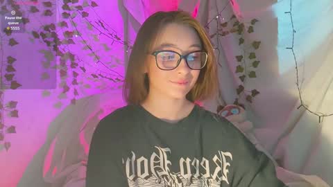 Snapshot of moonlight__lovers chatting on 12-04-24, 09:07 Dana online show from 12-04-24, 09:07