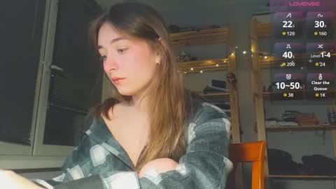 Snapshot of moonlight__lovers chatting on 12-16-25, 04:39 Dana online show from 12-16-25, 04:39