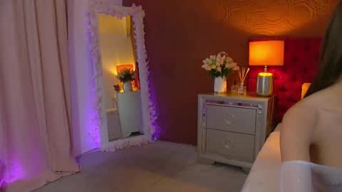 moonligt_iris online show from 11-26-25, 05:41