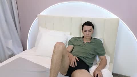 Snapshot of moonlinskinn chatting on 11-20-25, 01:28 Stan online show from 11-20-25, 01:28