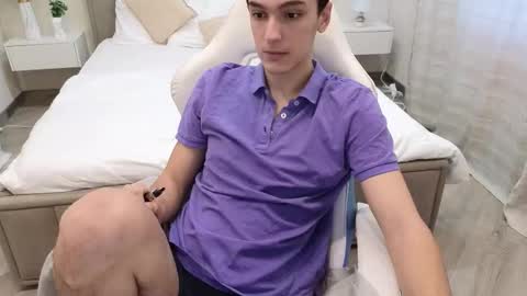 Snapshot of moonlinskinn chatting on 12-03-25, 08:00 Stan online show from 12-03-25, 08:00