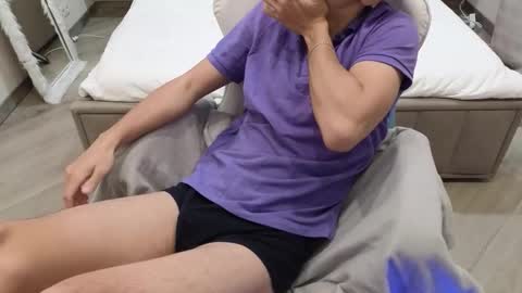 Snapshot of moonlinskinn chatting on 12-05-25, 01:03 Stan online show from 12-05-25, 01:03